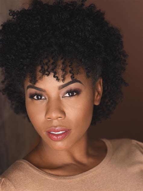 Actress » Brandee Evans